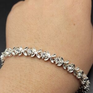 Avon Silver X-Link Bracelet for Women